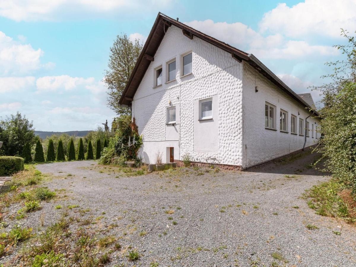 Cosy Holiday Home With Terrace In Winterberg Bagian luar foto