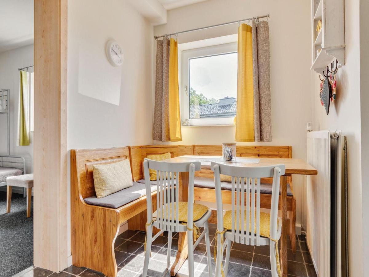 Cosy Holiday Home With Terrace In Winterberg Bagian luar foto